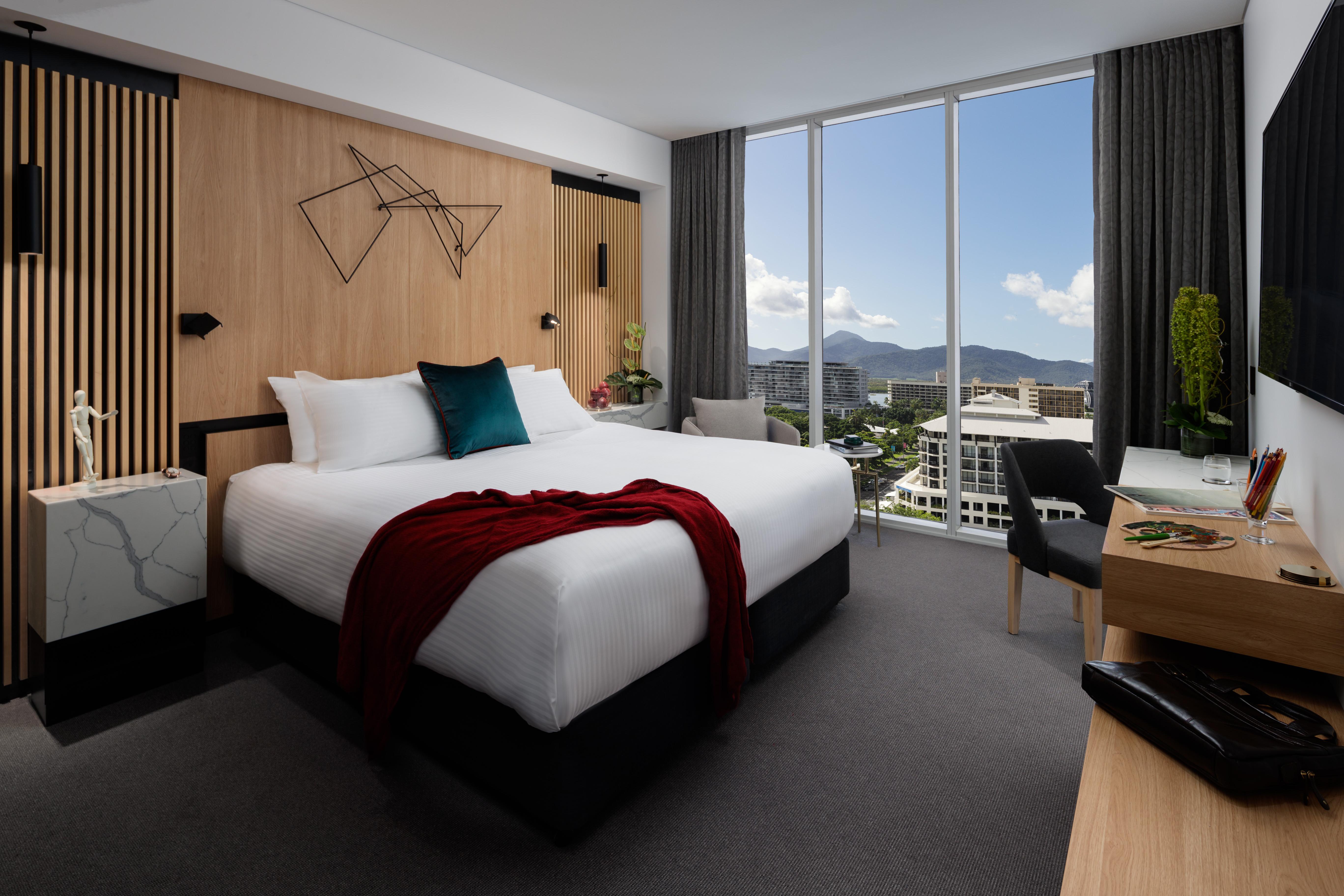 Отель Crystalbrook Bailey Кэрнс Экстерьер фото A room at the Hotel