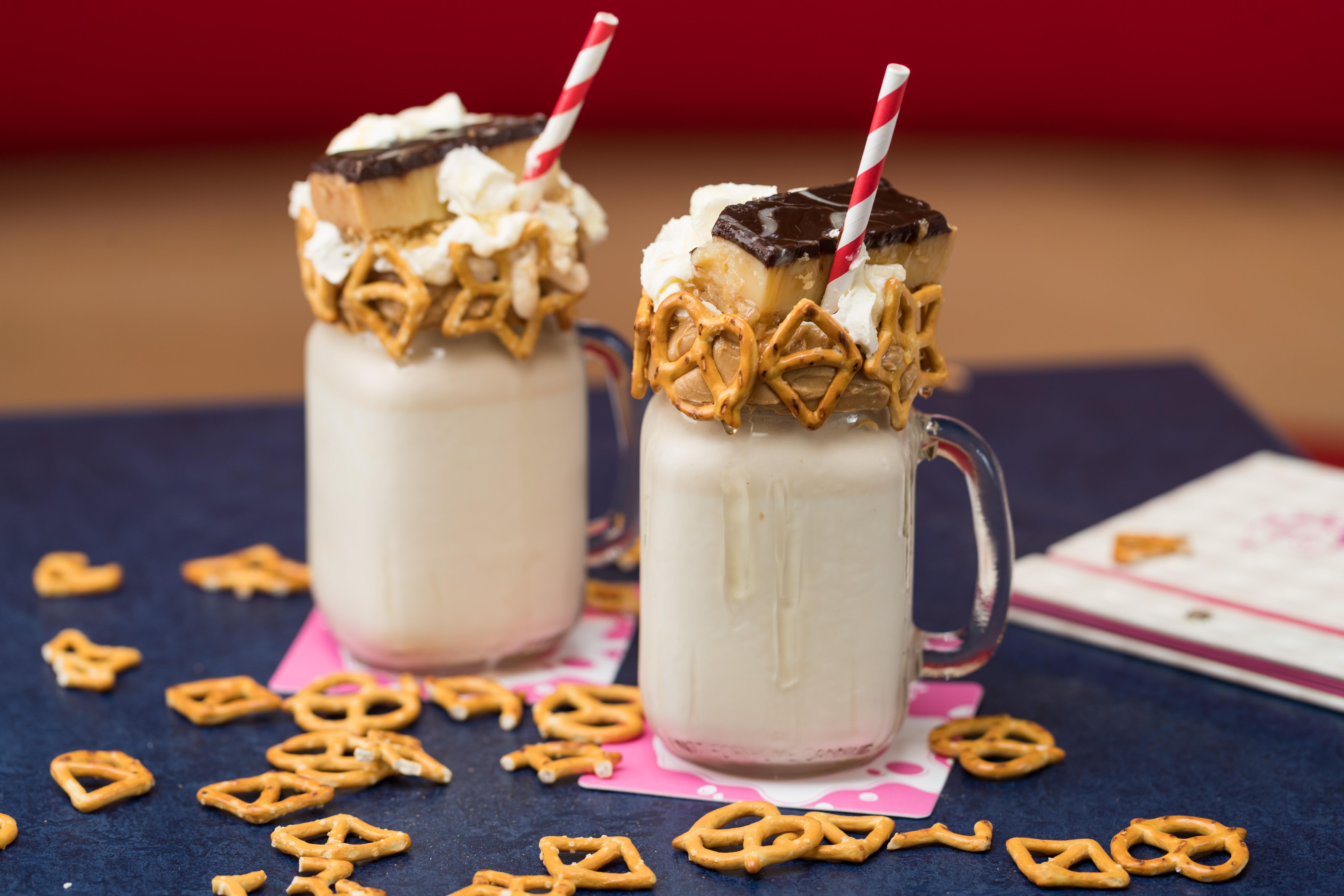 Отель Crystalbrook Bailey Кэрнс Экстерьер фото Peanut butter milkshake