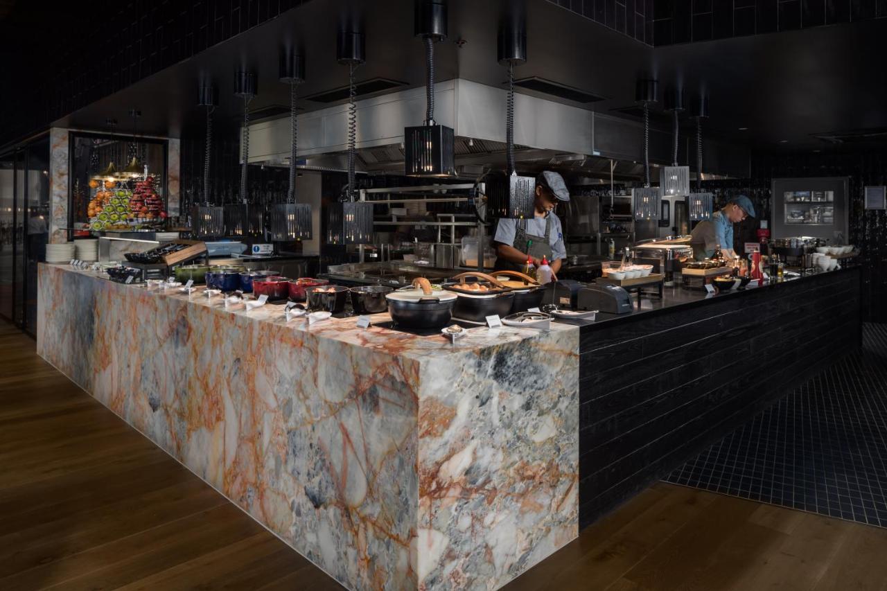 Отель Crystalbrook Bailey Кэрнс Экстерьер фото The kitchen at the restaurant